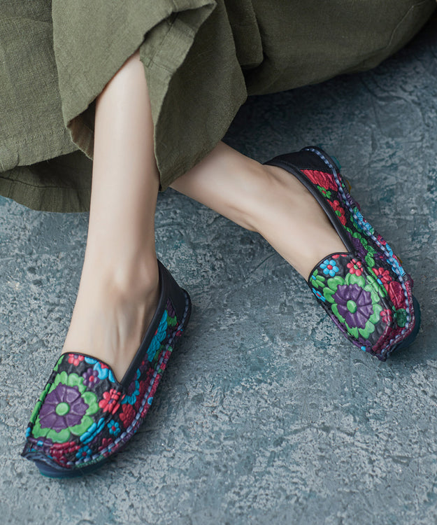 Chic Orthopedic Shoes with Unique Design