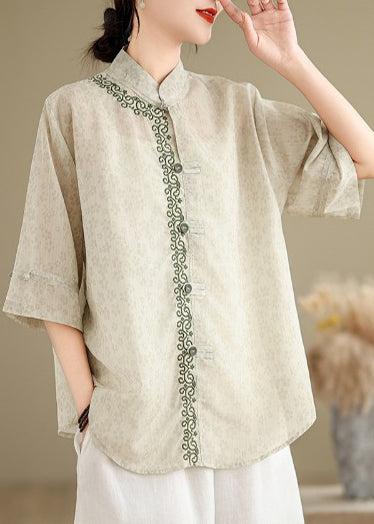 Classic Vintage Top with a Flattering Fit