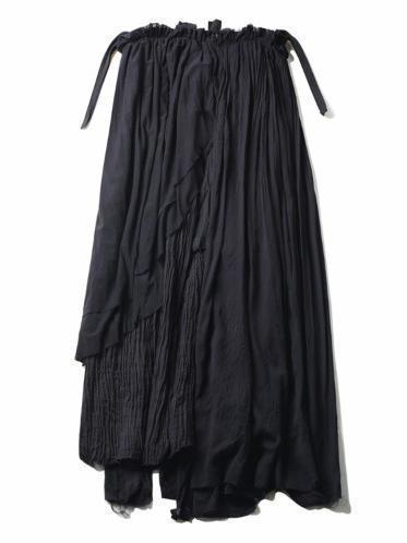 Effortlessly Elegant Garment with a Timeless Design