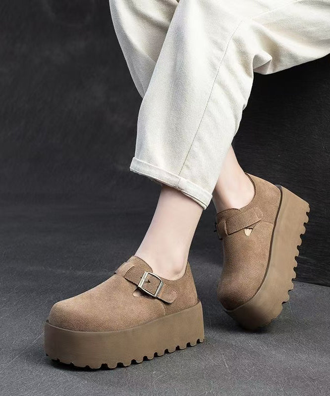 Graceful Orthopedic Shoes for Modern Look