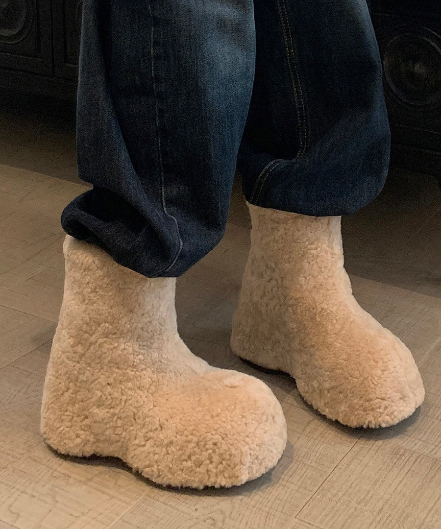Graceful Orthopedic Boots for Modern Look
