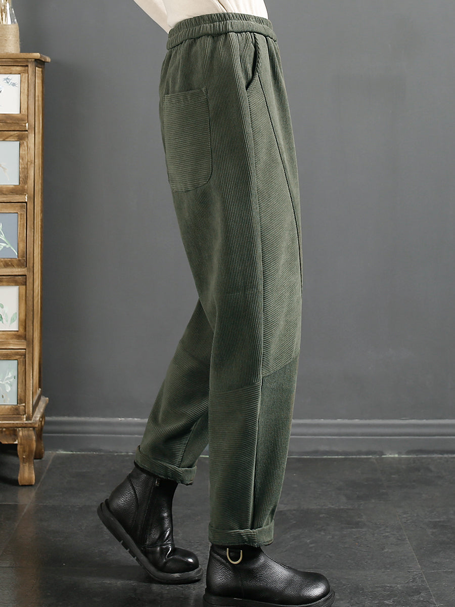 Effortlessly Elegant Pants with a Timeless Design