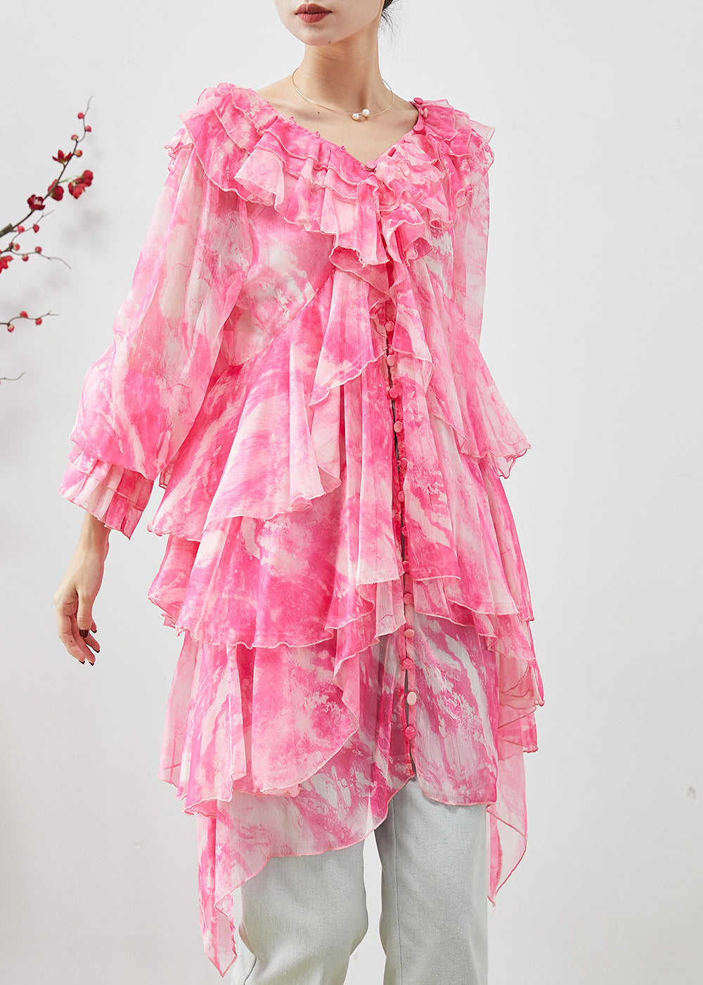 Well Tailored Dress with a Graceful Silhouette