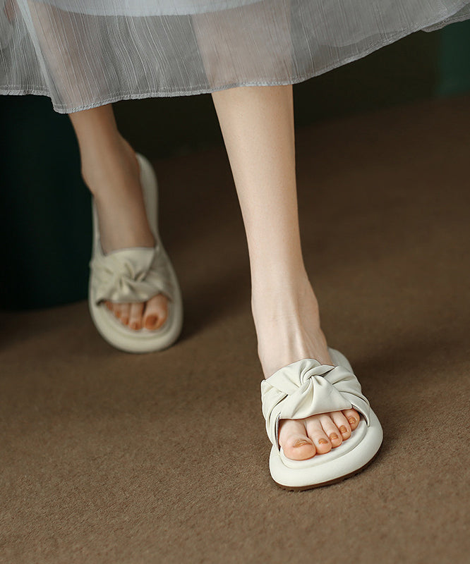 Graceful Orthopedic Sandals for Modern Look