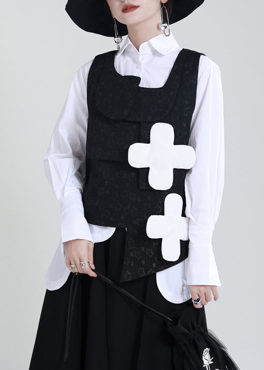 Effortlessly Elegant Garment with a Timeless Design