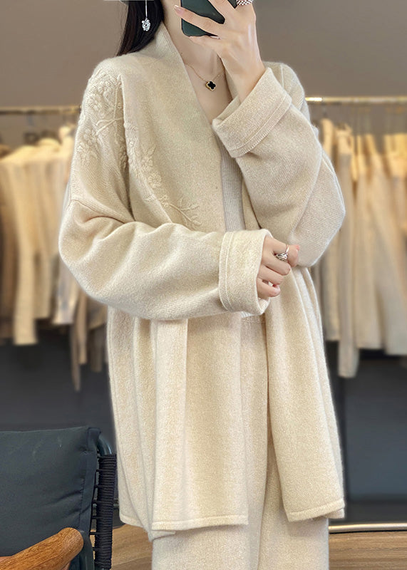 Gracefully Styled Cardigan for Any Occasion