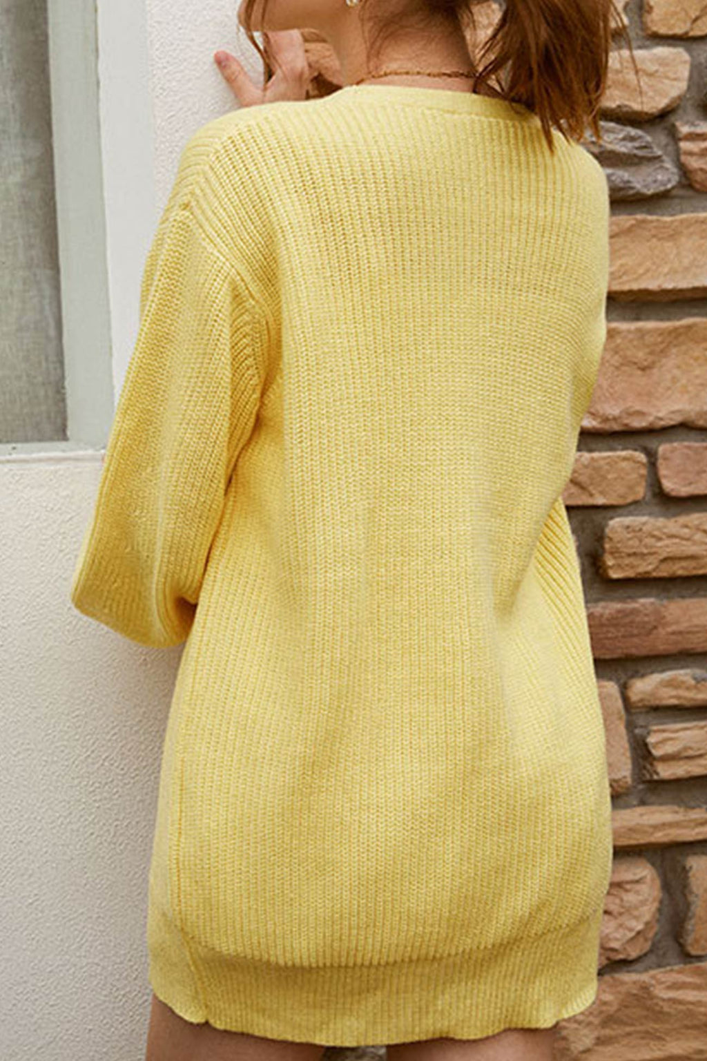 Effortlessly Elegant Cardigan with a Timeless Design