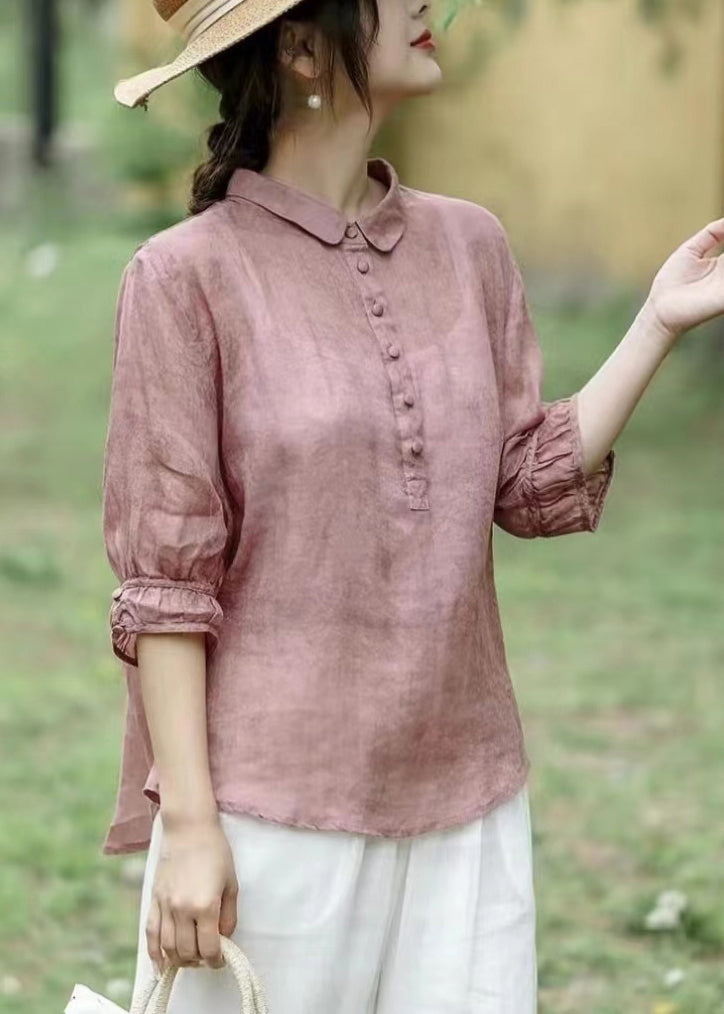 Effortlessly Elegant Top with a Timeless Design