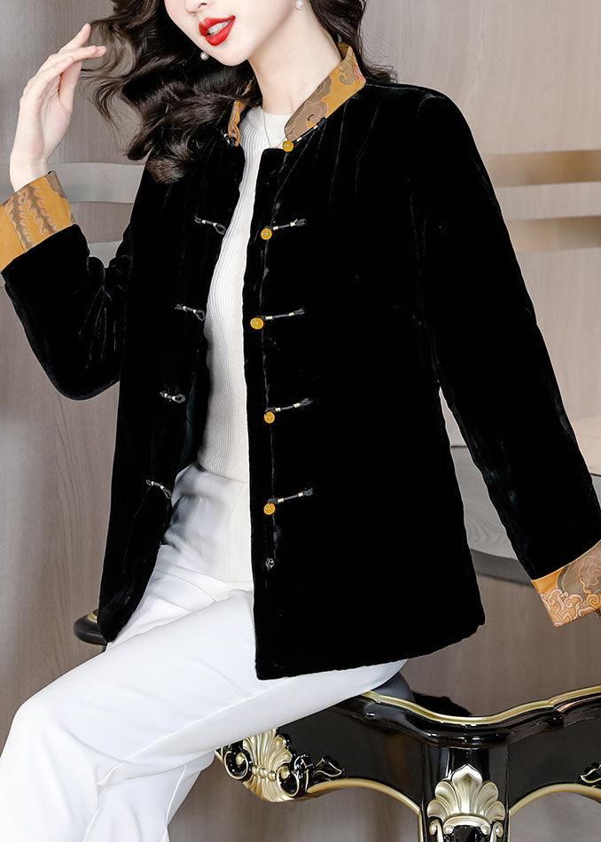 Classic Vintage Coat with a Flattering Fit