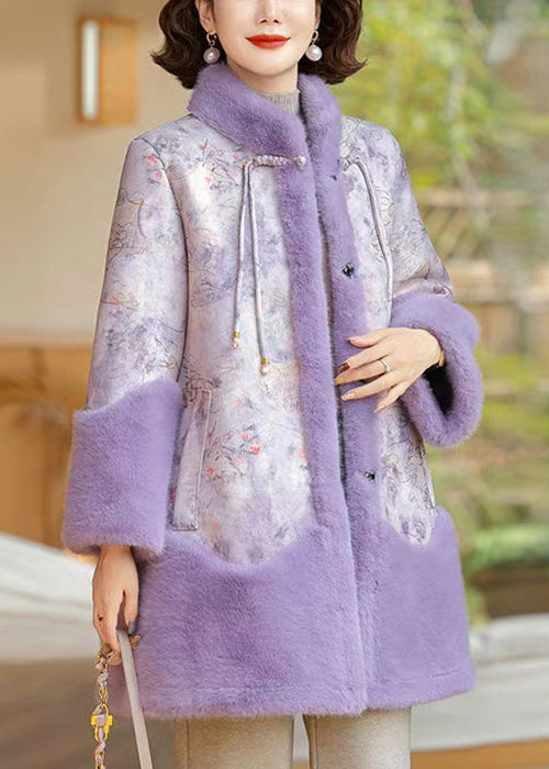Effortlessly Elegant Coat with a Timeless Design