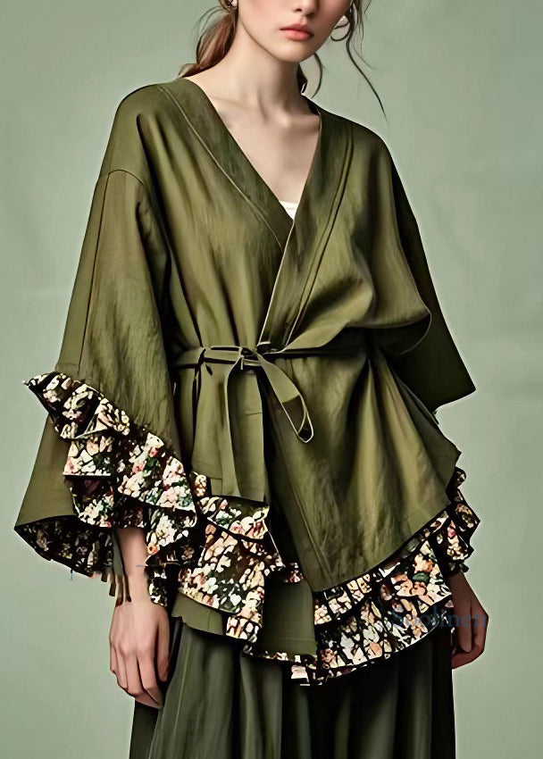 Effortlessly Elegant Top with a Timeless Design