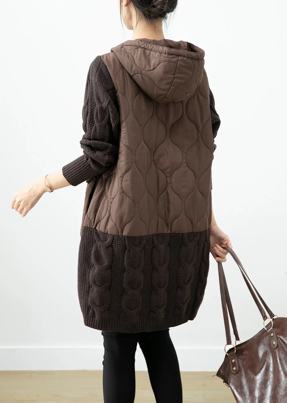Gracefully Styled Pullover for Any Occasion
