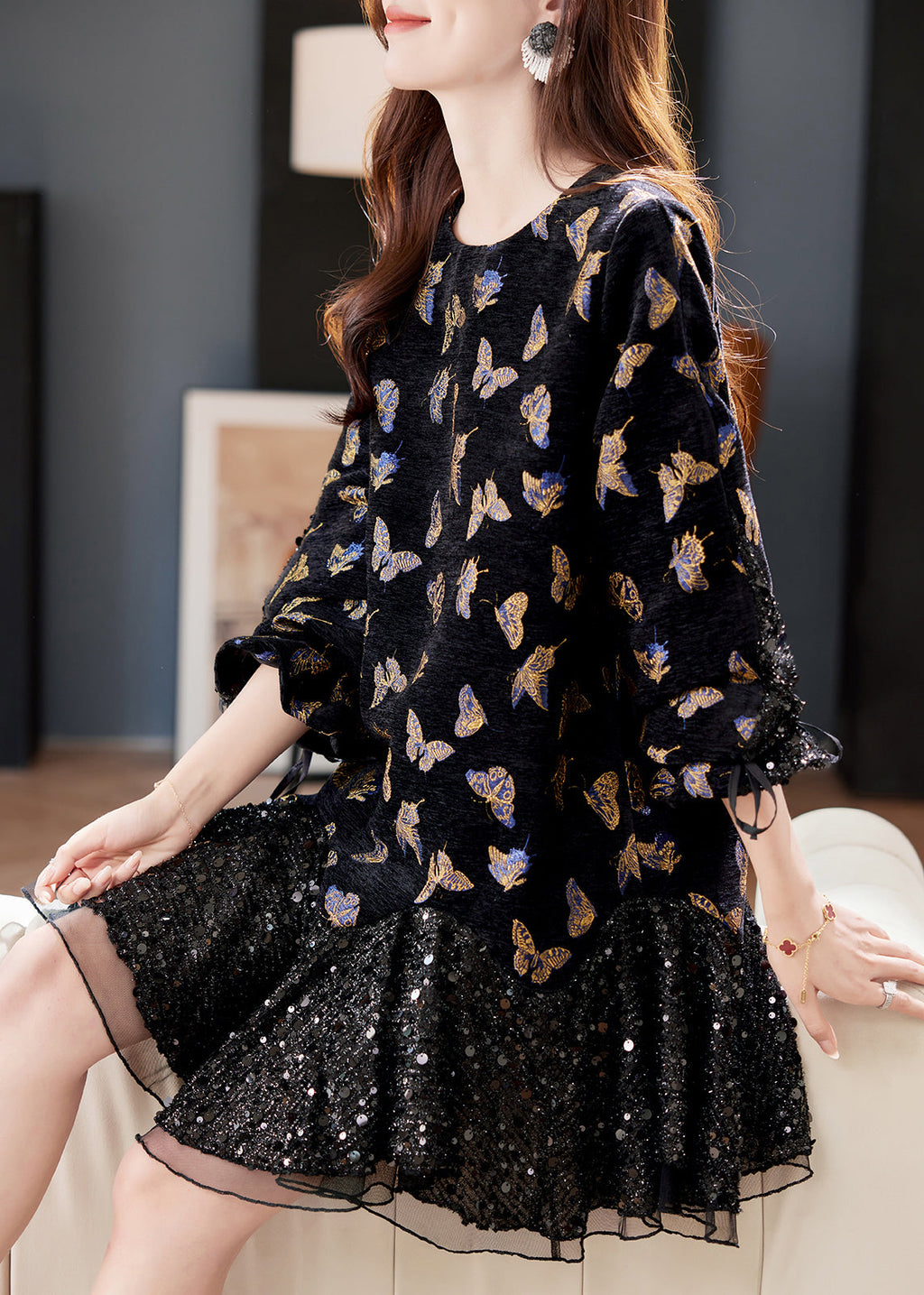 Well Tailored Dress with a Graceful Silhouette