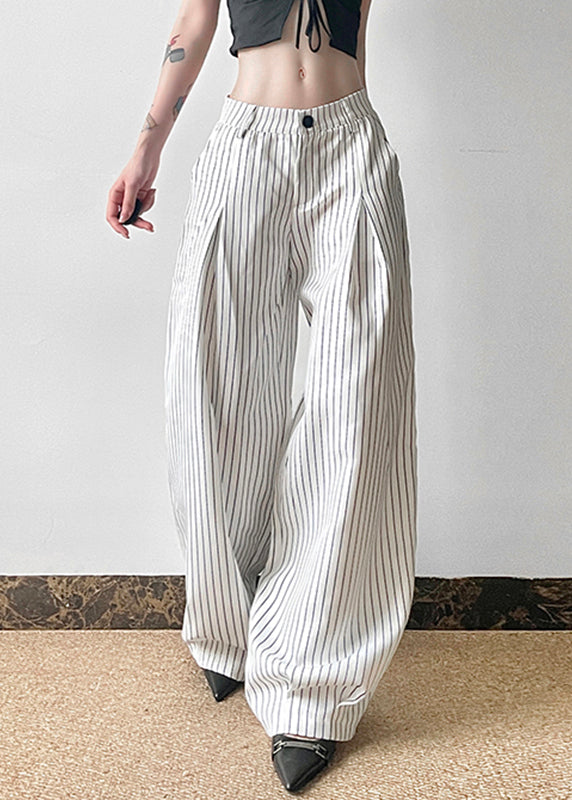 Classic Vintage Pants with a Flattering Fit