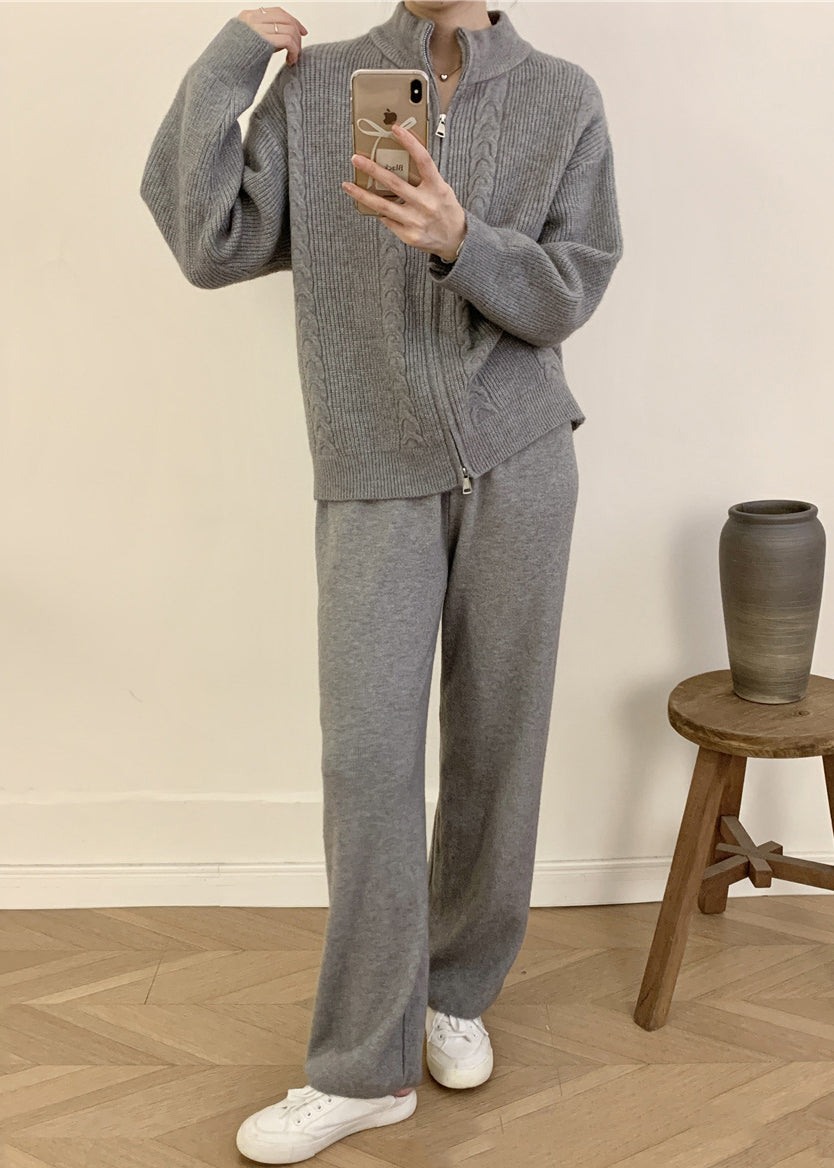 Classic Vintage Cardigan with a Flattering Fit