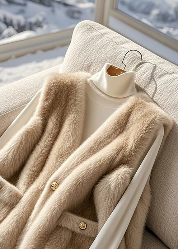 Beautifully Finished Garment in a Timeless Design