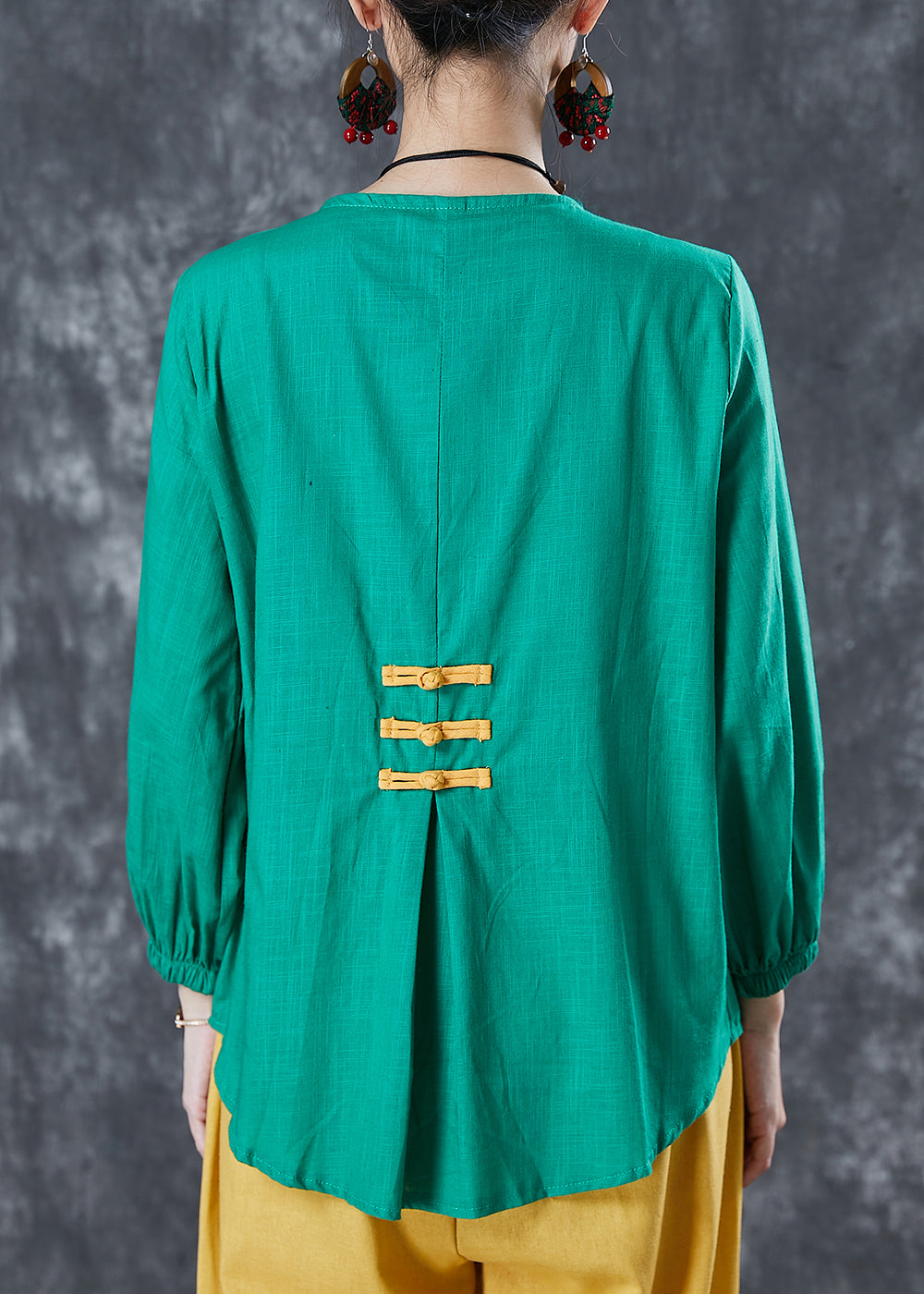 Gracefully Styled Shirt for Any Occasion