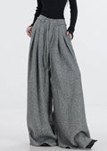 Classic Vintage Pants with a Flattering Fit