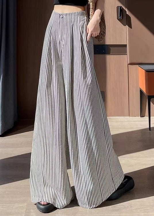 Sophisticated Pants with a Clean Classic Look