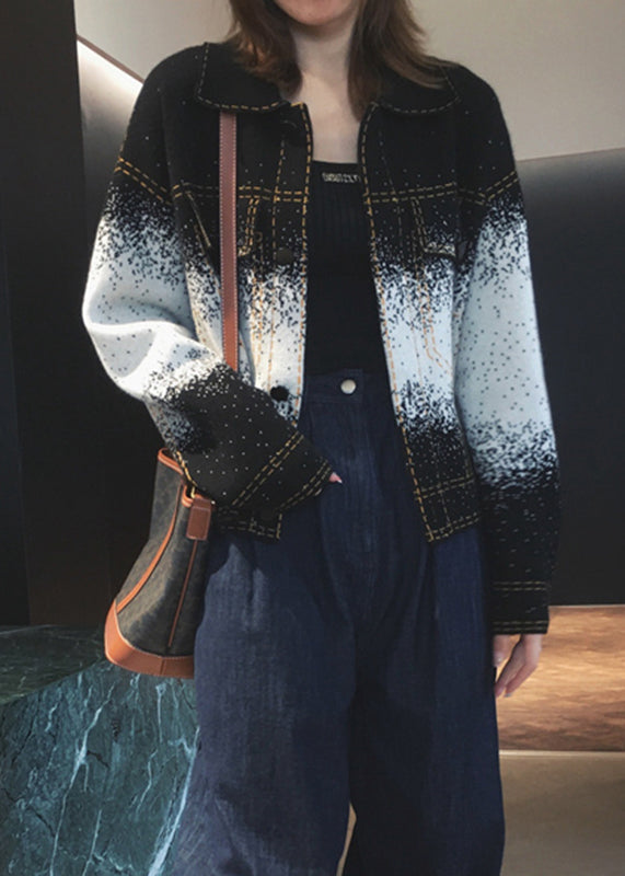 Gracefully Styled Coat for Any Occasion