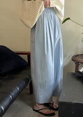Classic Vintage Pants with a Flattering Fit