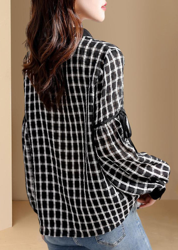 Classic Vintage Shirt with a Flattering Fit