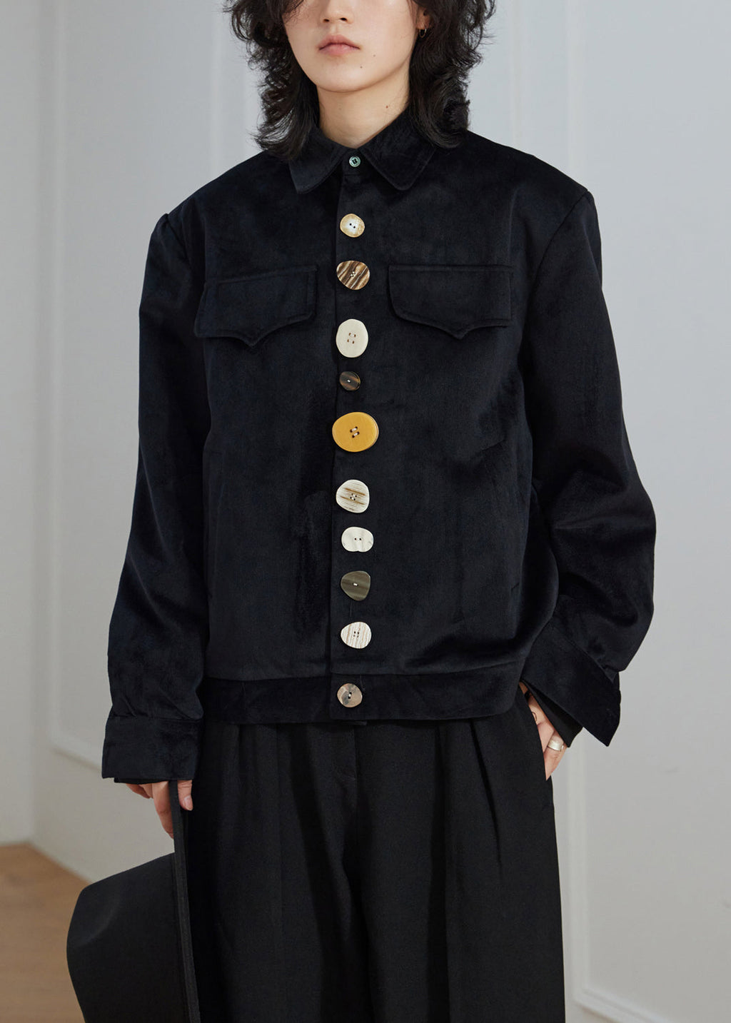 Well Tailored Jacket with a Graceful Silhouette