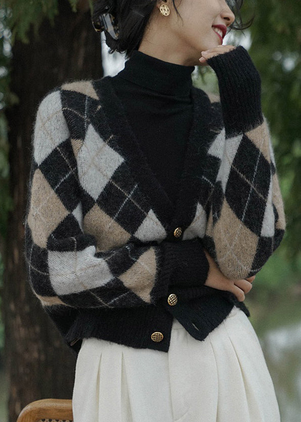 Classic Vintage Coat with a Flattering Fit