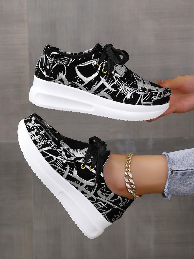 Classic Orthopedic Sneakers with Timeless Style