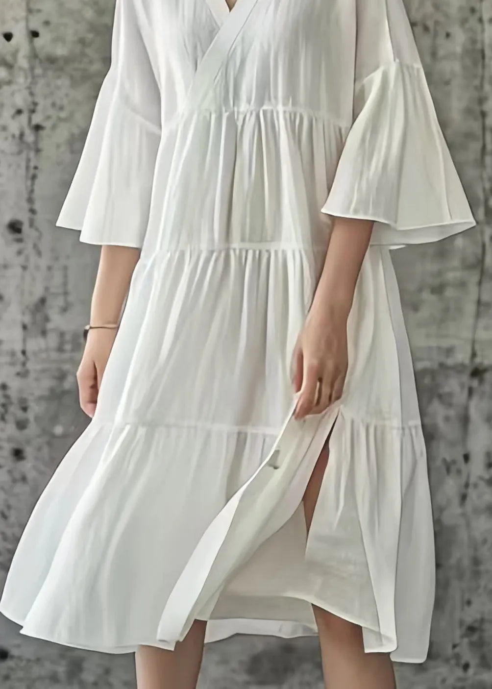 Well Tailored Dress with a Graceful Silhouette
