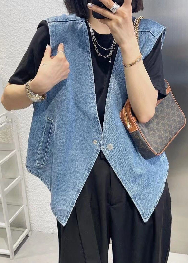 Sophisticated Coat with a Clean Classic Look