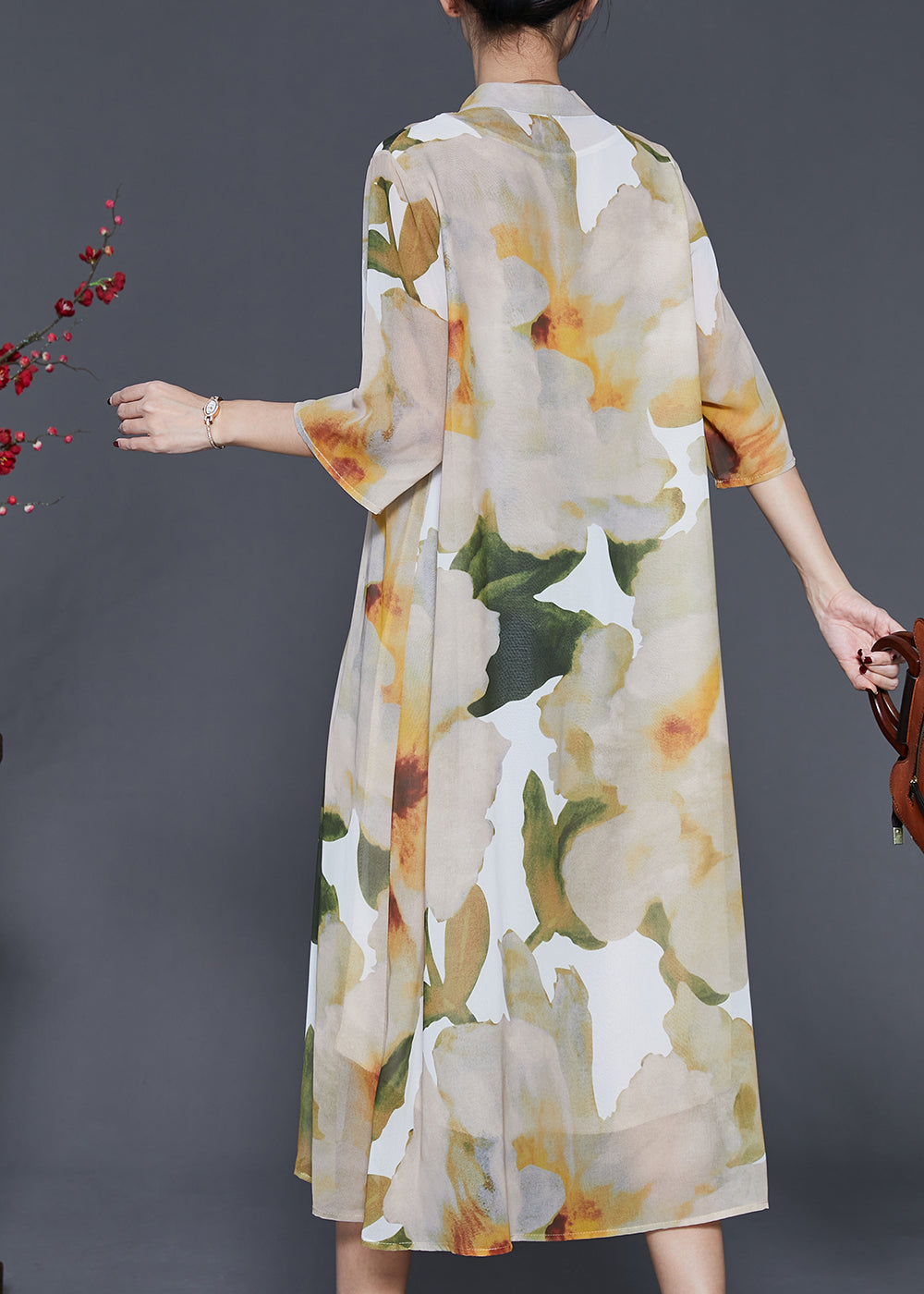 Gracefully Styled Dress for Any Occasion