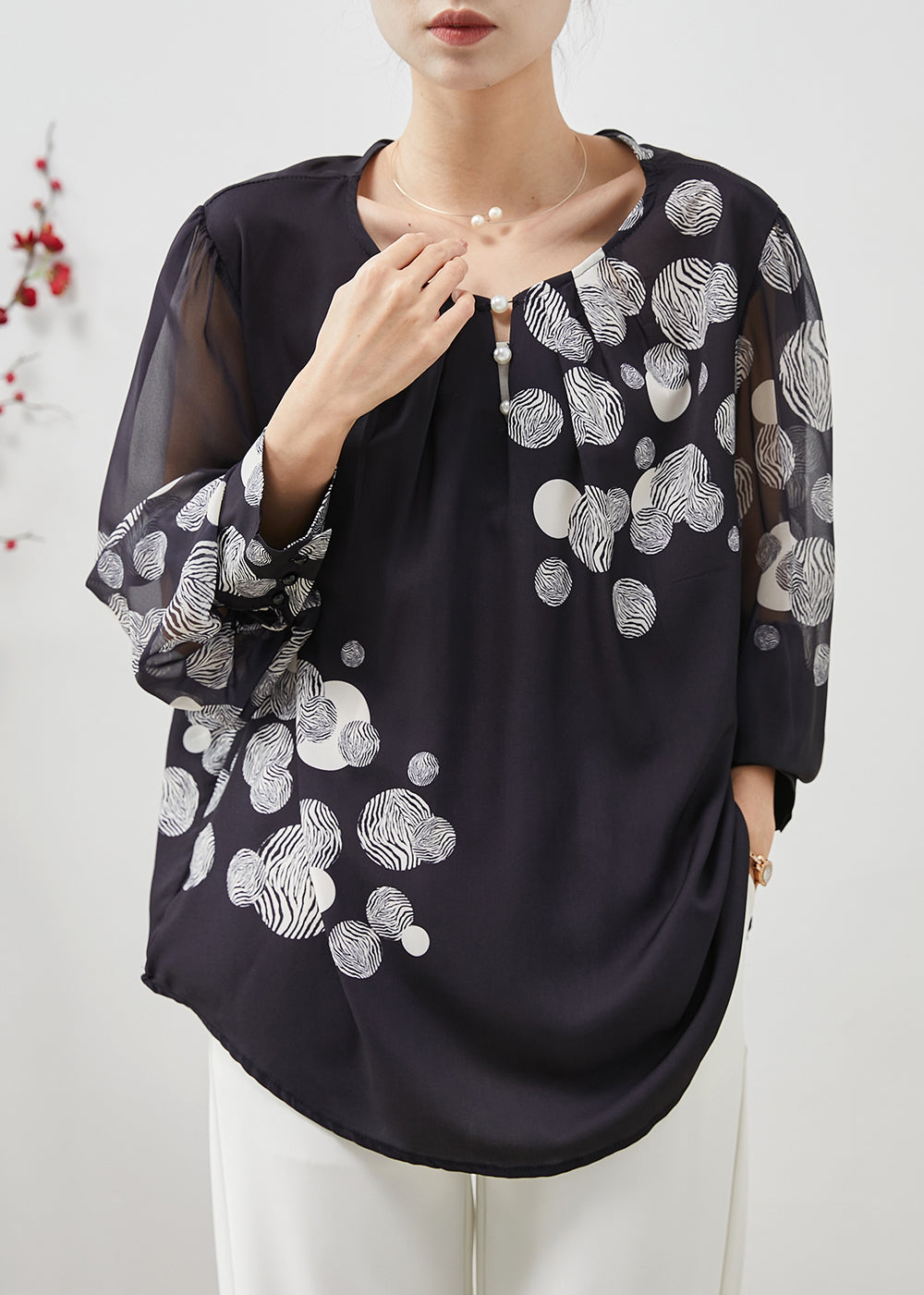 Classic Vintage Top with a Flattering Fit