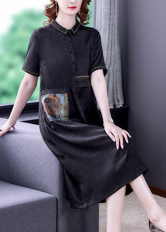 Beautifully Finished Dress in a Timeless Design