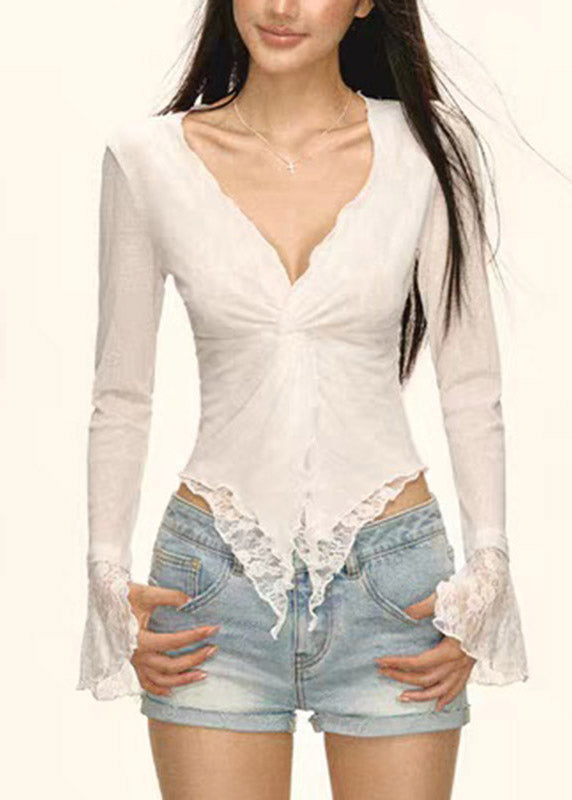 Beautifully Finished Top in a Timeless Design