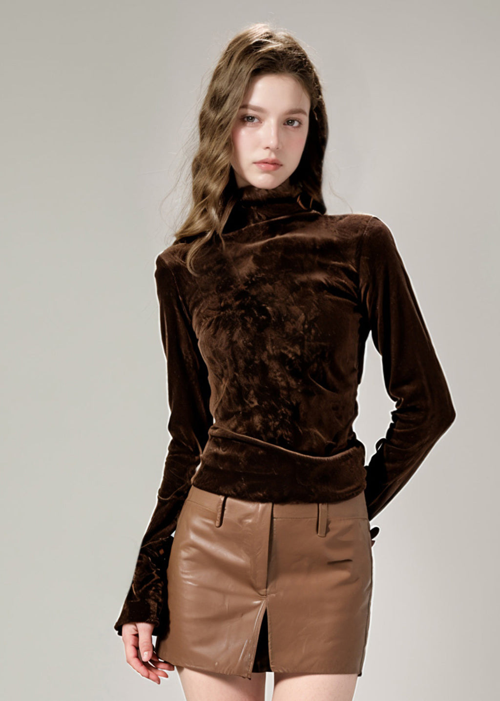 Classic Vintage Blouse with a Flattering Fit