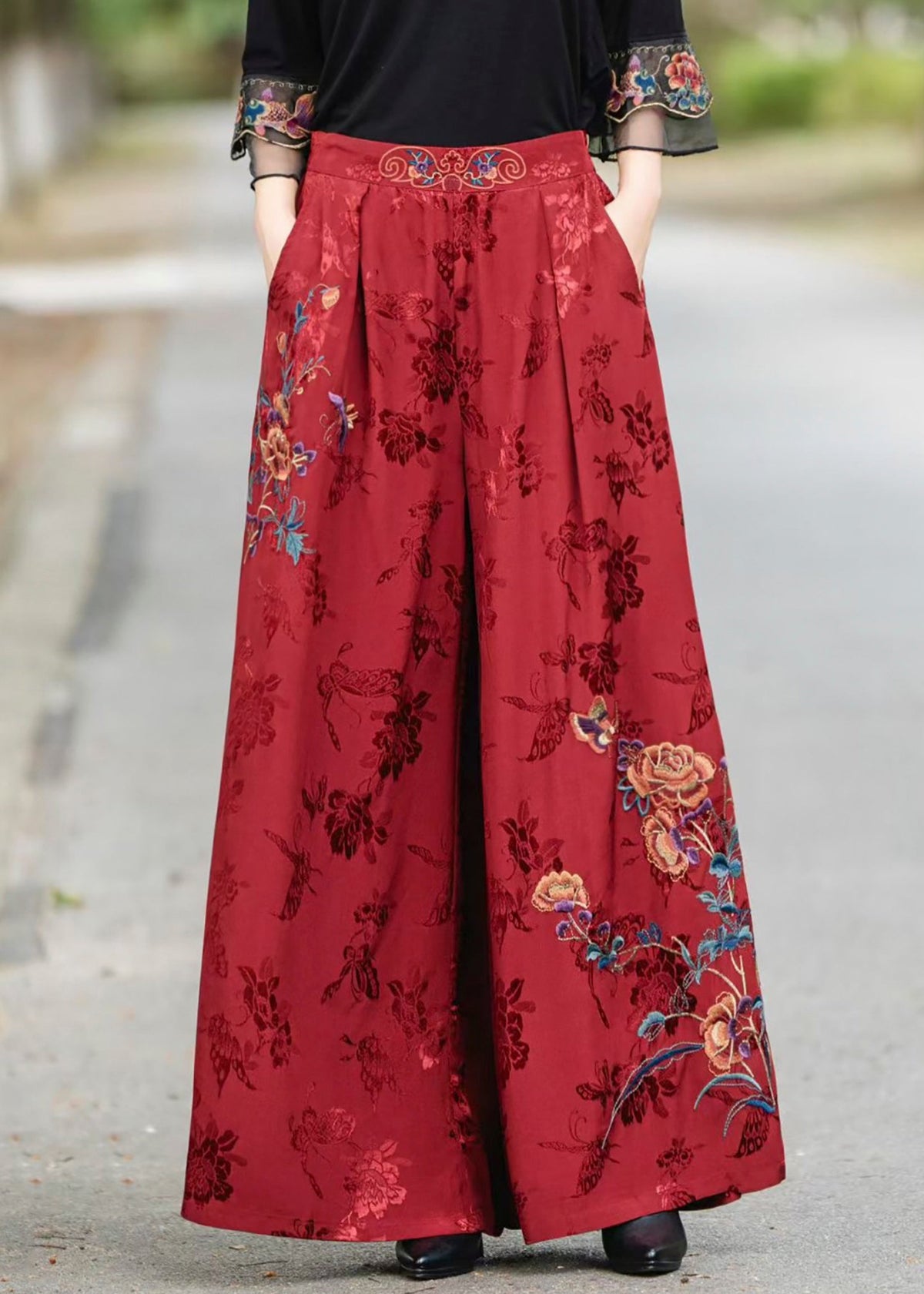 Gracefully Styled Pants for Any Occasion