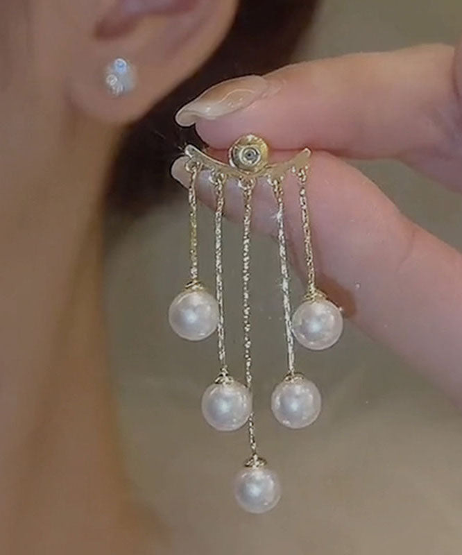 Stunning Gold Earring for Daily Wear