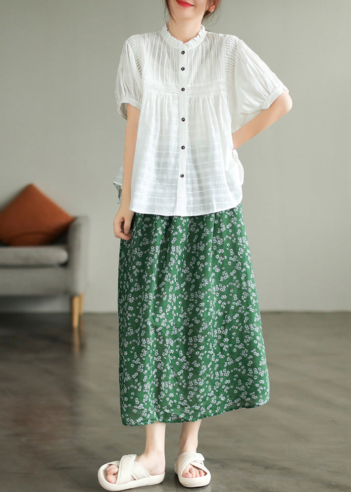 Effortlessly Elegant Top with a Timeless Design