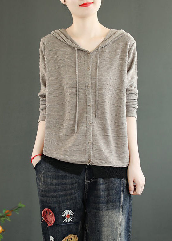 Beautifully Finished Top in a Timeless Design