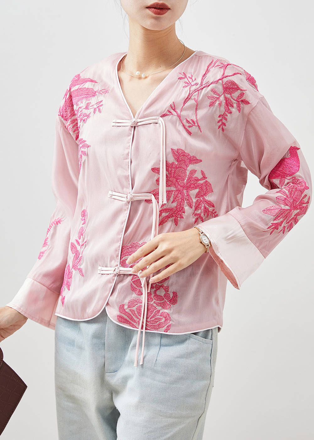 Classic Vintage Blouse with a Flattering Fit