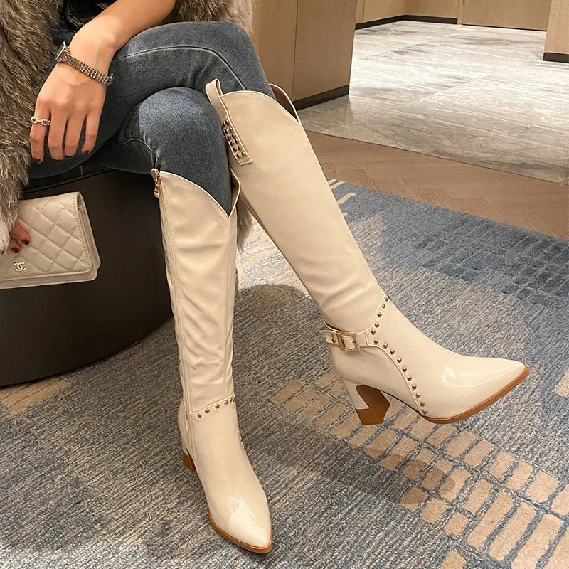 Graceful Orthopedic Boots for Modern Look