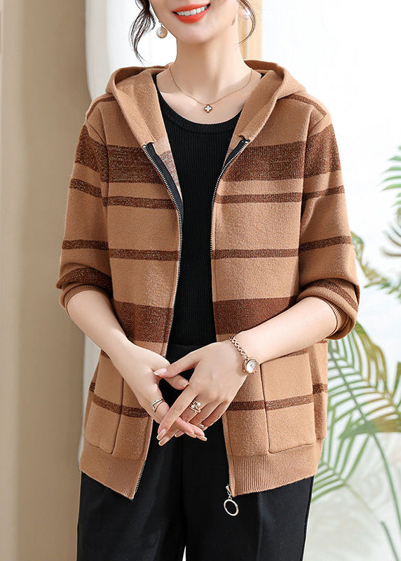 Gracefully Styled Cardigan for Any Occasion
