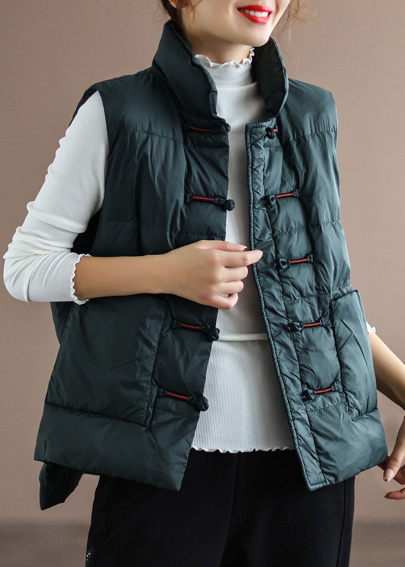 Effortlessly Elegant Garment with a Timeless Design