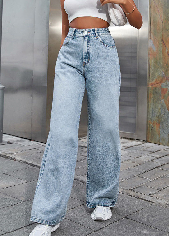 Effortlessly Elegant Pants with a Timeless Design