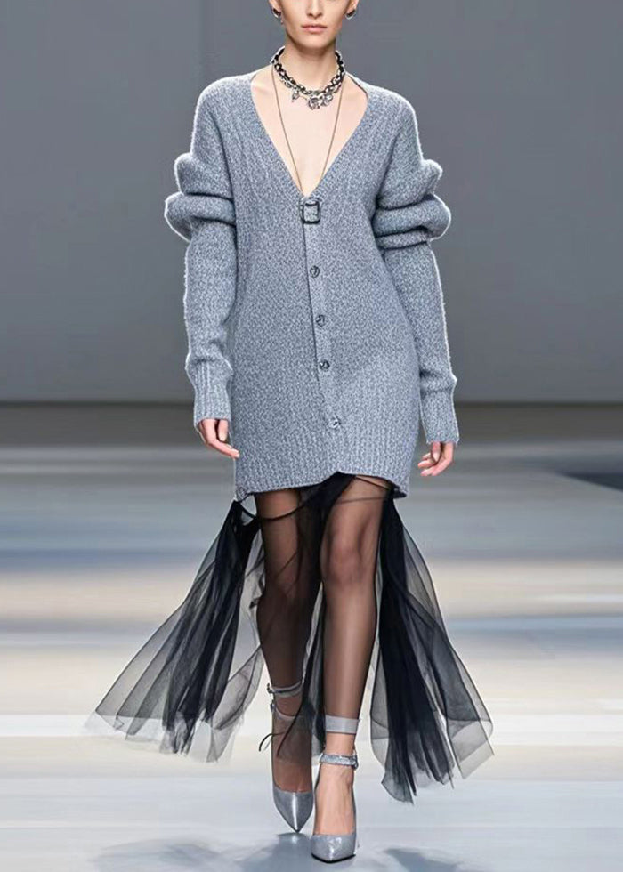Classic Vintage Sweater with a Flattering Fit