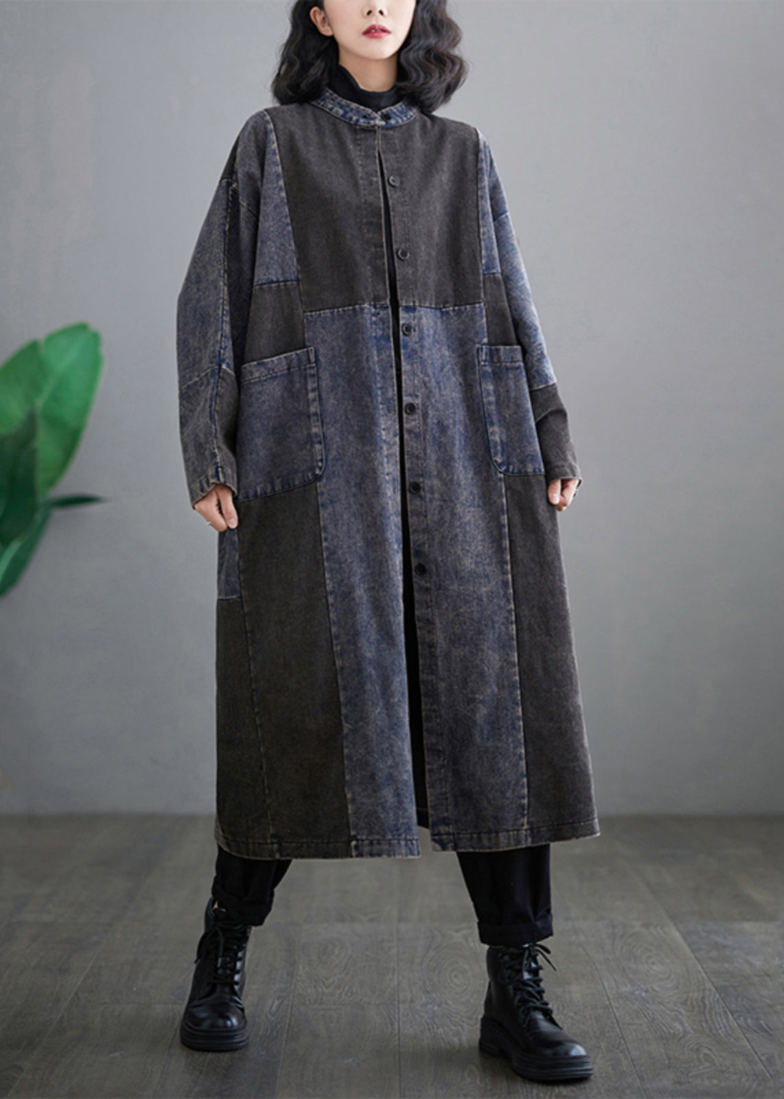 Effortlessly Elegant Coat with a Timeless Design