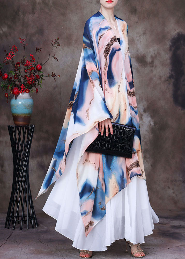 Well Tailored Top with a Graceful Silhouette