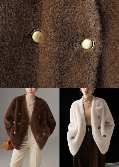 Classic Vintage & Enduringly Stylish Coat