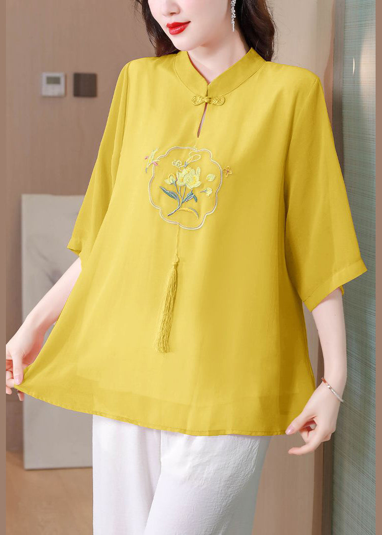 A Vintage Style Top with Delicate Timeless Details